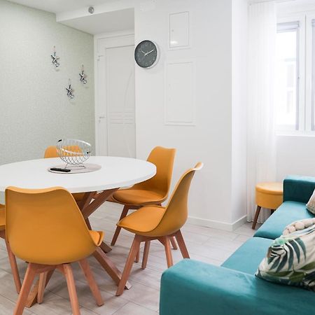 Nazare One Bedroom, 2 Mins From The Beach Exterior photo
